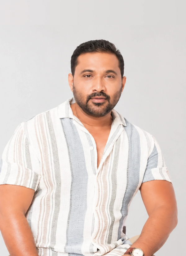 Vinod Naik--img